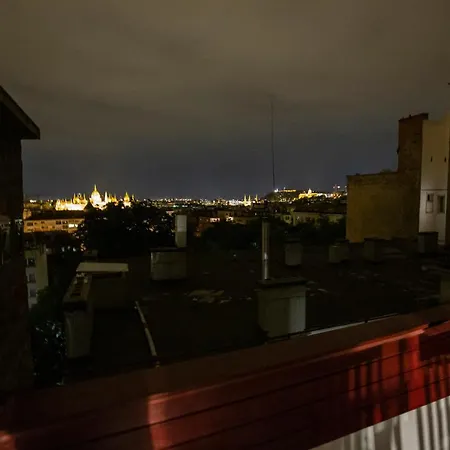 Spacious 2br Flat In The Centre With The Best View
