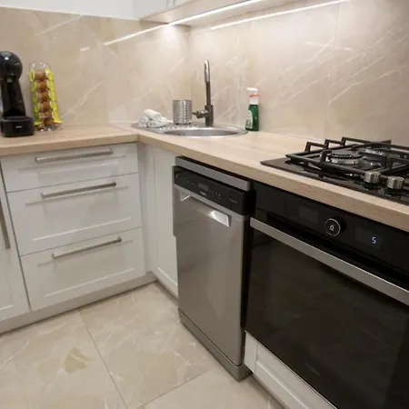 Spacious 2br Flat In The Centre With The Best View Apartment *